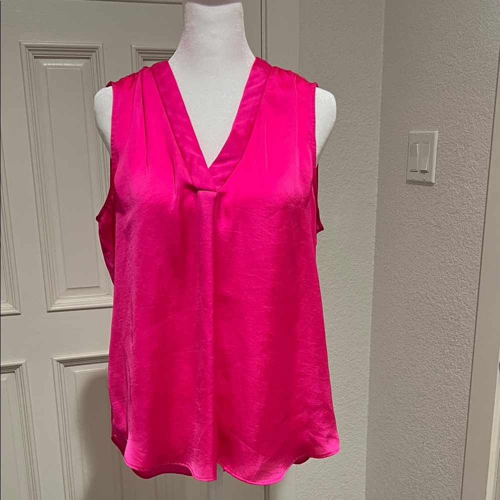 Vince Camuto Hot Pink Sleeveless V-Neck Satin Blouse - Small